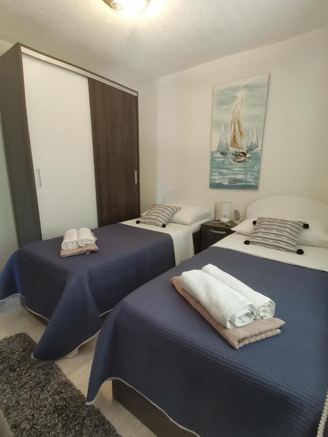 חוואר Apartment Marina Pavic מראה חיצוני תמונה