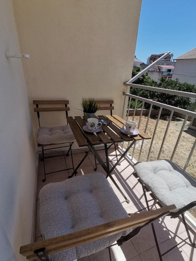 חוואר Apartment Marina Pavic מראה חיצוני תמונה